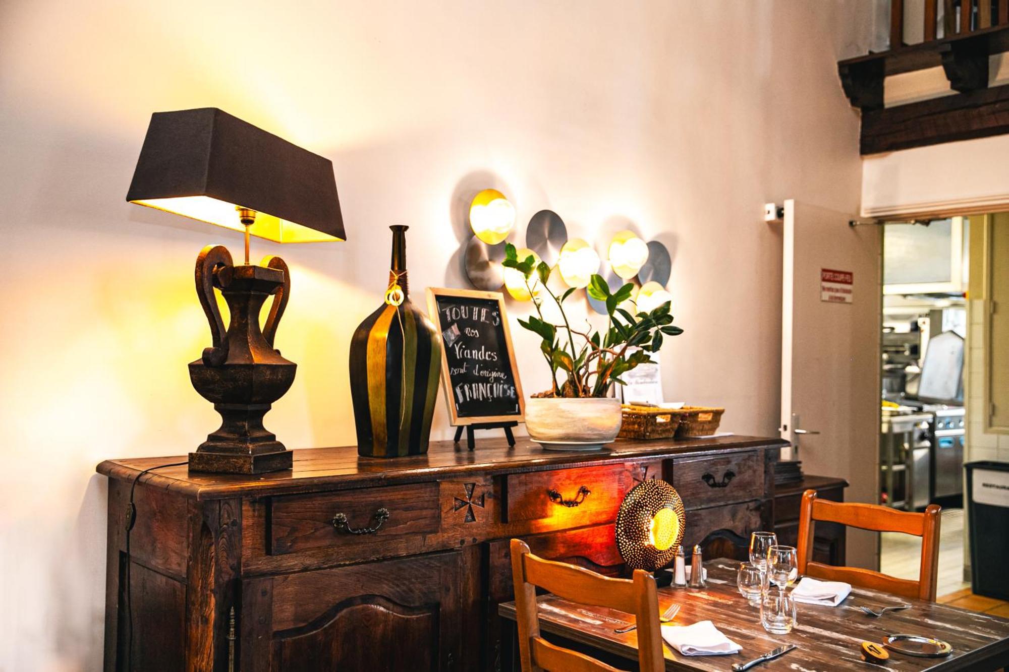 Logis de France Hôtel Restaurant La Bombardière Cuq-Toulza Esterno foto