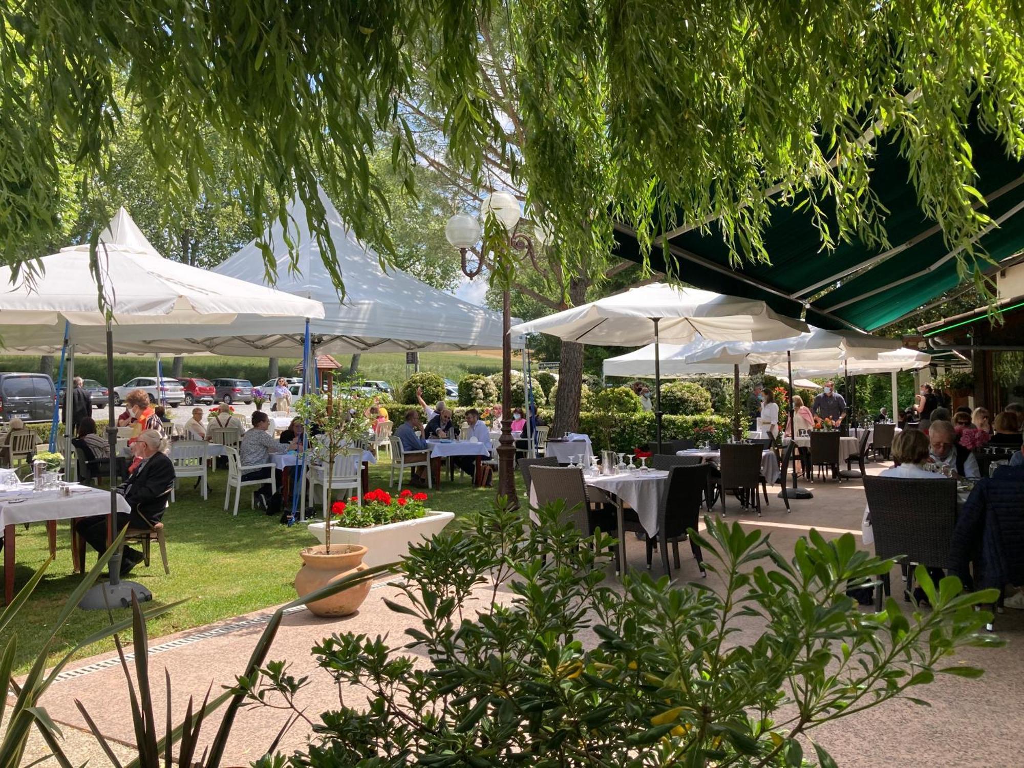 Logis de France Hôtel Restaurant La Bombardière Cuq-Toulza Esterno foto